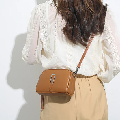 The Hollis Crossbody