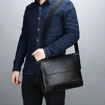 The Whitlock Field Bag