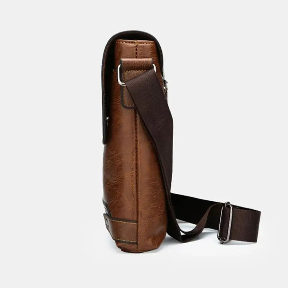 The Whitlock Field Bag