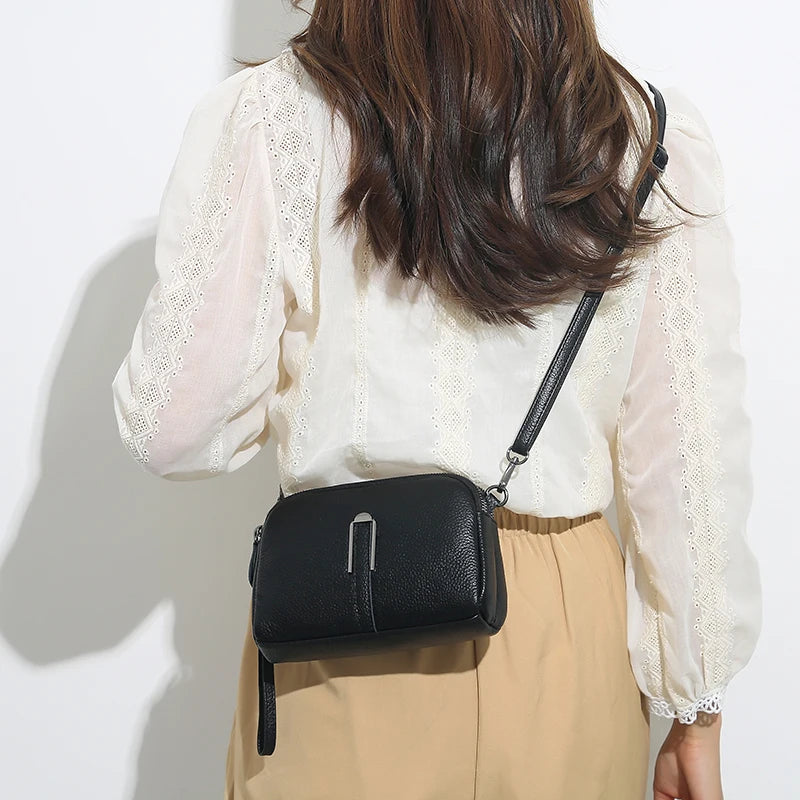 The Hollis Crossbody